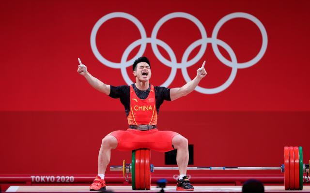 半岛体育-国手摘取七金创新高 塔拉哈德泽无愧“第一大力士”